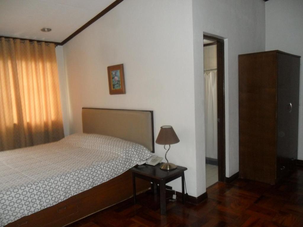 Tagaytay Econo Hotel Tagaytay City Bilik gambar