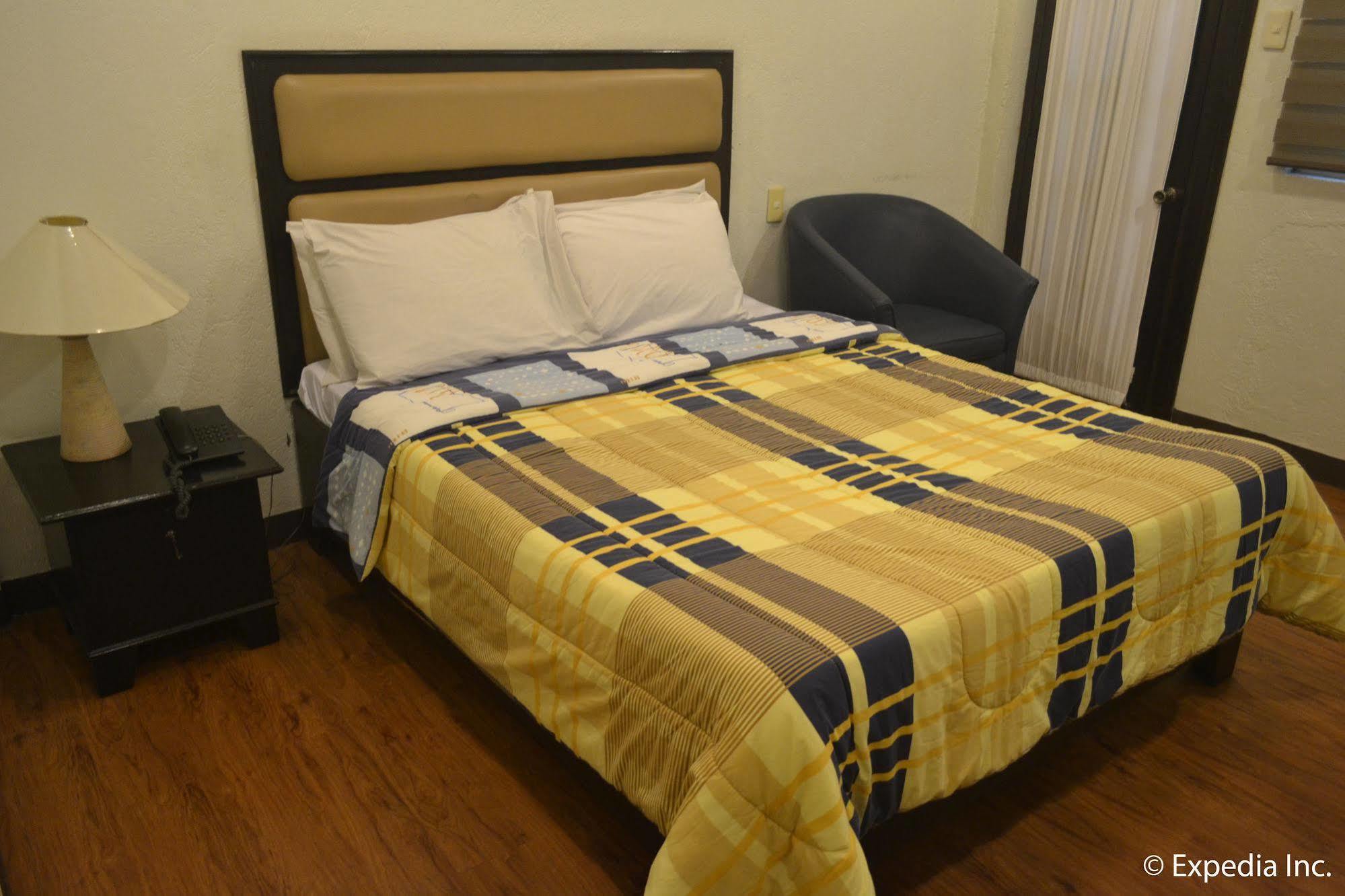 Tagaytay Econo Hotel Tagaytay City Luaran gambar
