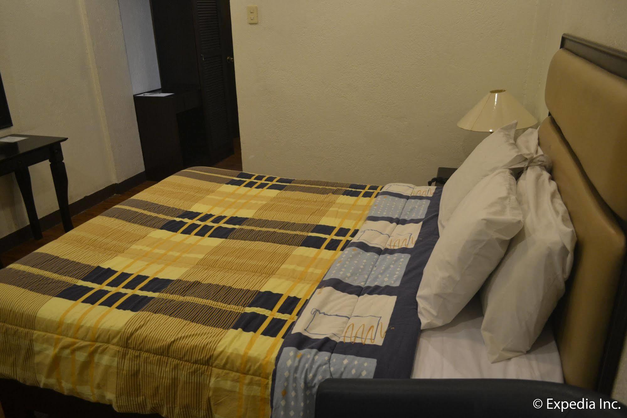 Tagaytay Econo Hotel Tagaytay City Luaran gambar