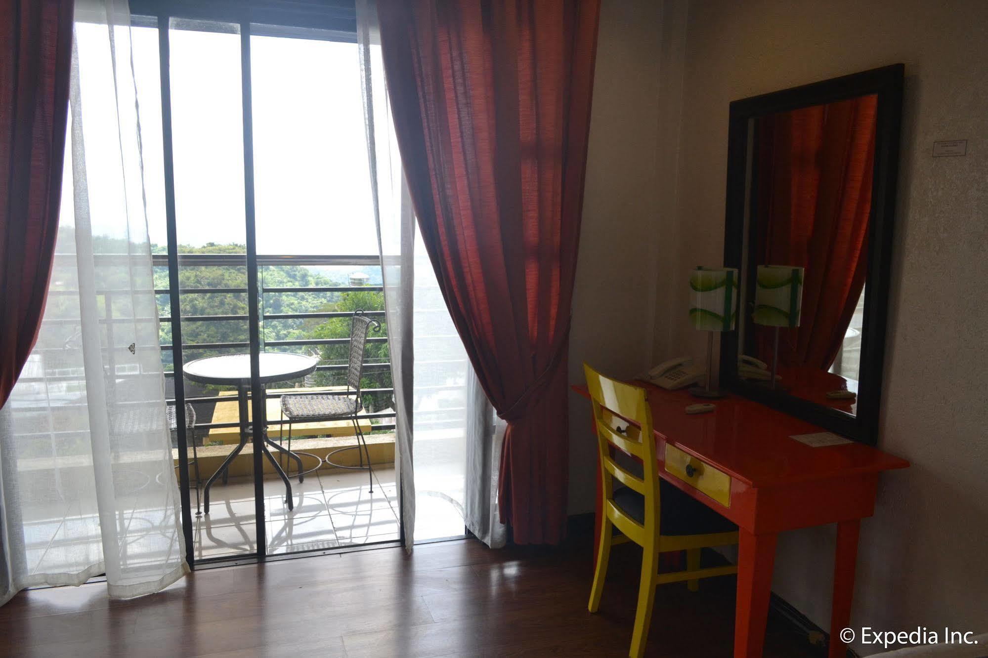 Tagaytay Econo Hotel Tagaytay City Luaran gambar